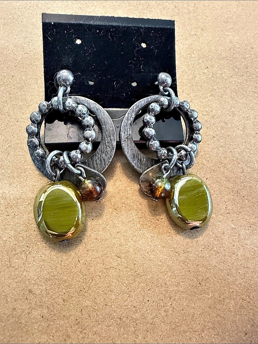 Dangle Earrings in Green & Brown Like New